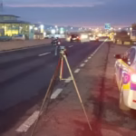 Șoferii din România, prinși în capcană! De ce este inutil să frânezi brusc când vezi mașina de Poliție pe marginea drumului!