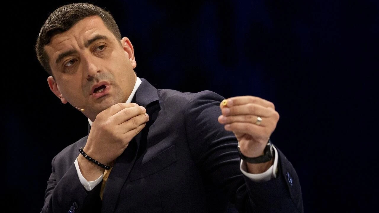 RĂZBOI TOTAL! GEORGE SIMION, ATAC DUR LA ADRESA UNEI TELEVIZIUNI DUPĂ DEZVĂLUIRILE DIN DOSARUL FĂNEL BOGOS
