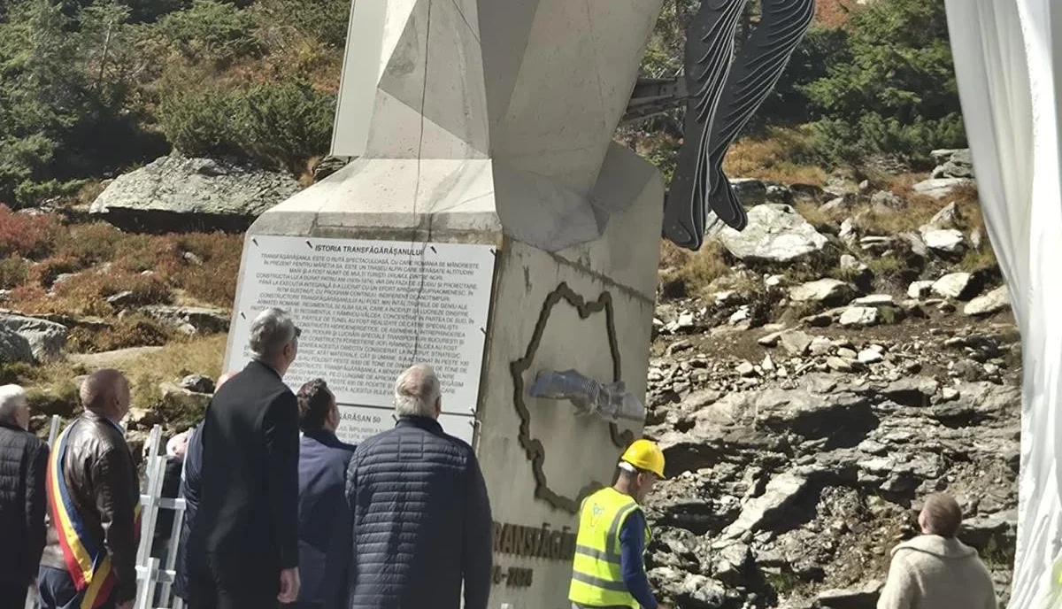 Transfăgărășanul are un nou reper simbolic! Monumentul ridicat cu sprijinul unui important om de afaceri argeșean! 