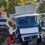 ACUM! ACCIDENT VIOLENT ÎN ARGEȘ! MAȘINĂ CUPRINSĂ DE FLĂCĂRI DUPĂ CE A INTRAT ÎNTR-UN CAP DE POD!