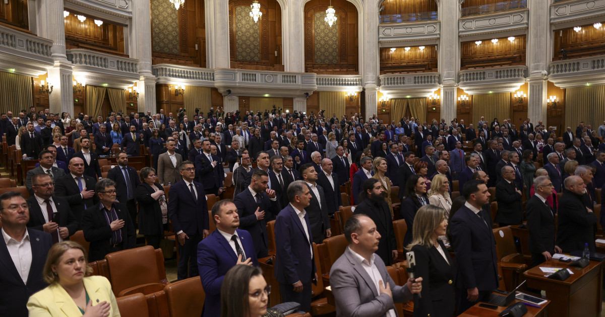 A dat cărțile pe față! Ce urmăresc politicienii români, de fapt: Guvern sau anticipate? Un lider politic a dezvăluit tot!
