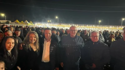 Dan Stroe, alături de brădeni la Focul lui Sumedru! Tradiția care aduce comunitatea împreună, păstrată vie la Bradu!