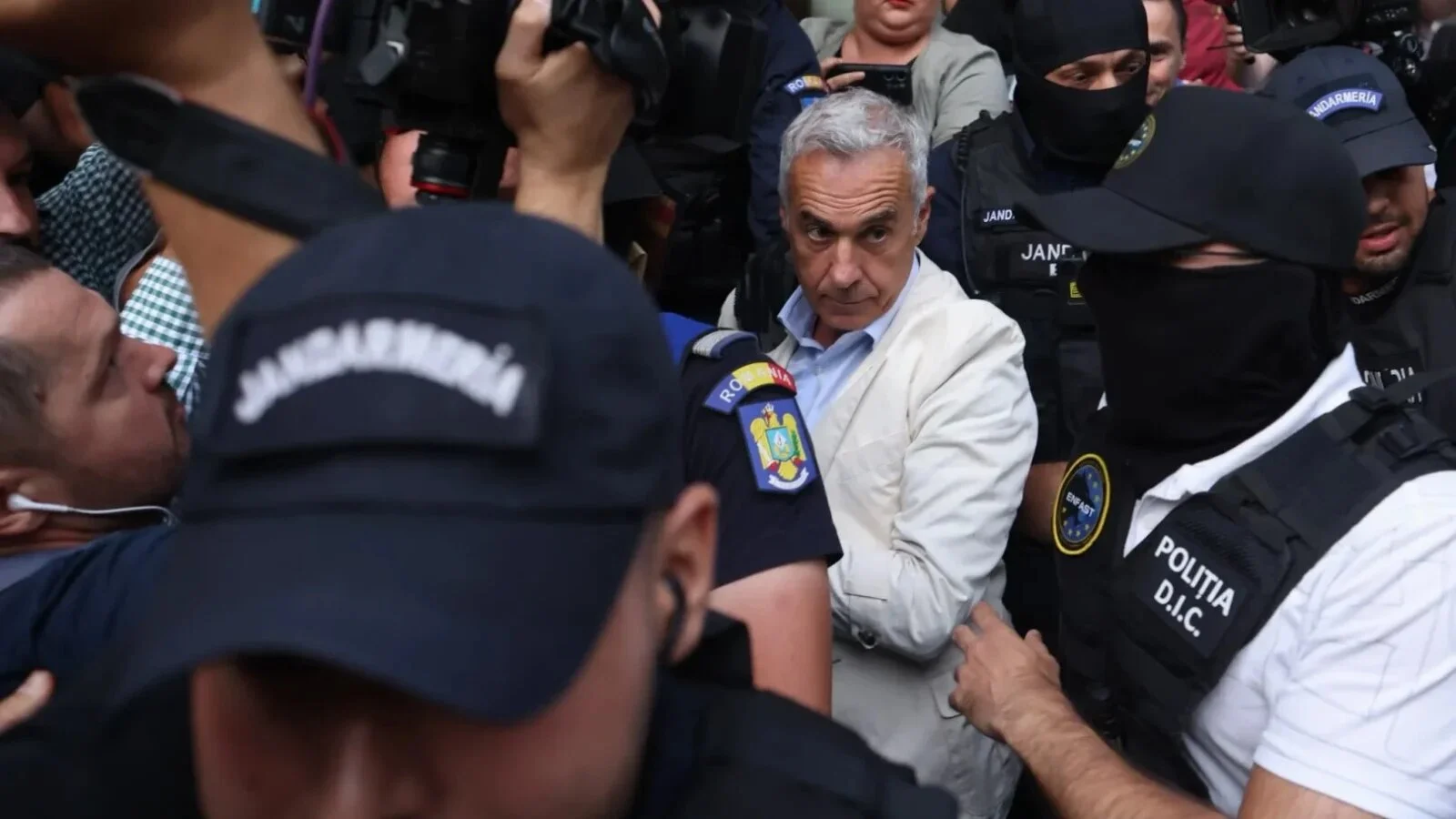 ULTIMĂ ORĂ! Cristela Georgescu a RUPT TĂCEREA! MESAJUL DUREROS transmis înainte ca soțul ei să ajungă la DIICOT!