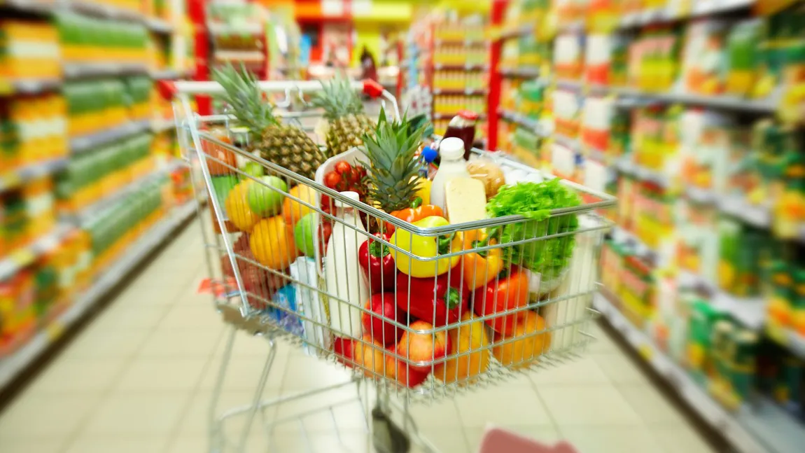 România, țara cu cea mai ieftină mâncare din UE, dar cu buzunarele goale! Cât cheltuie românii lunar pe alimente și de ce abia mai fac față scumpirilor!