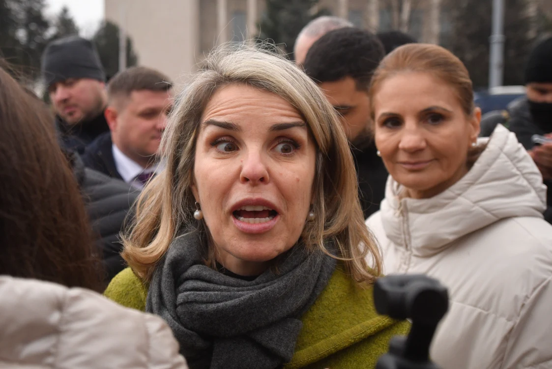 BREAKING! C{LIN ;i CRISTELA GEORGESCU – din nou la DIICOT! Soția fostului candidat – acuzații grave!