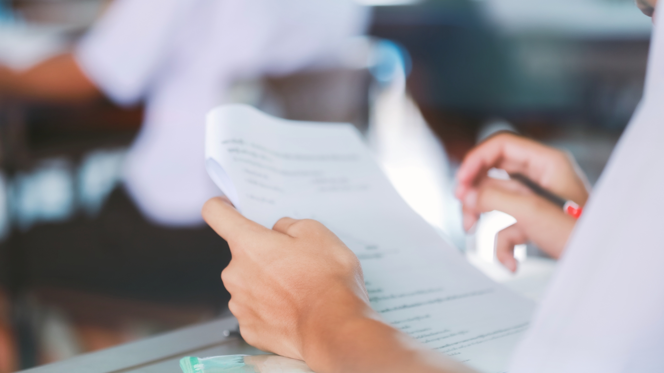 S-A DECIS! Reguli NOI la Evaluarea Națională 2027! Cine este ELIMINAT din examen și cum vor fi CORECTATE lucrările?