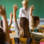 CE SE ÎNTÂMPLĂ CU BANII COPIILOR? Anunțul ministrului Educației despre bursele elevilor!