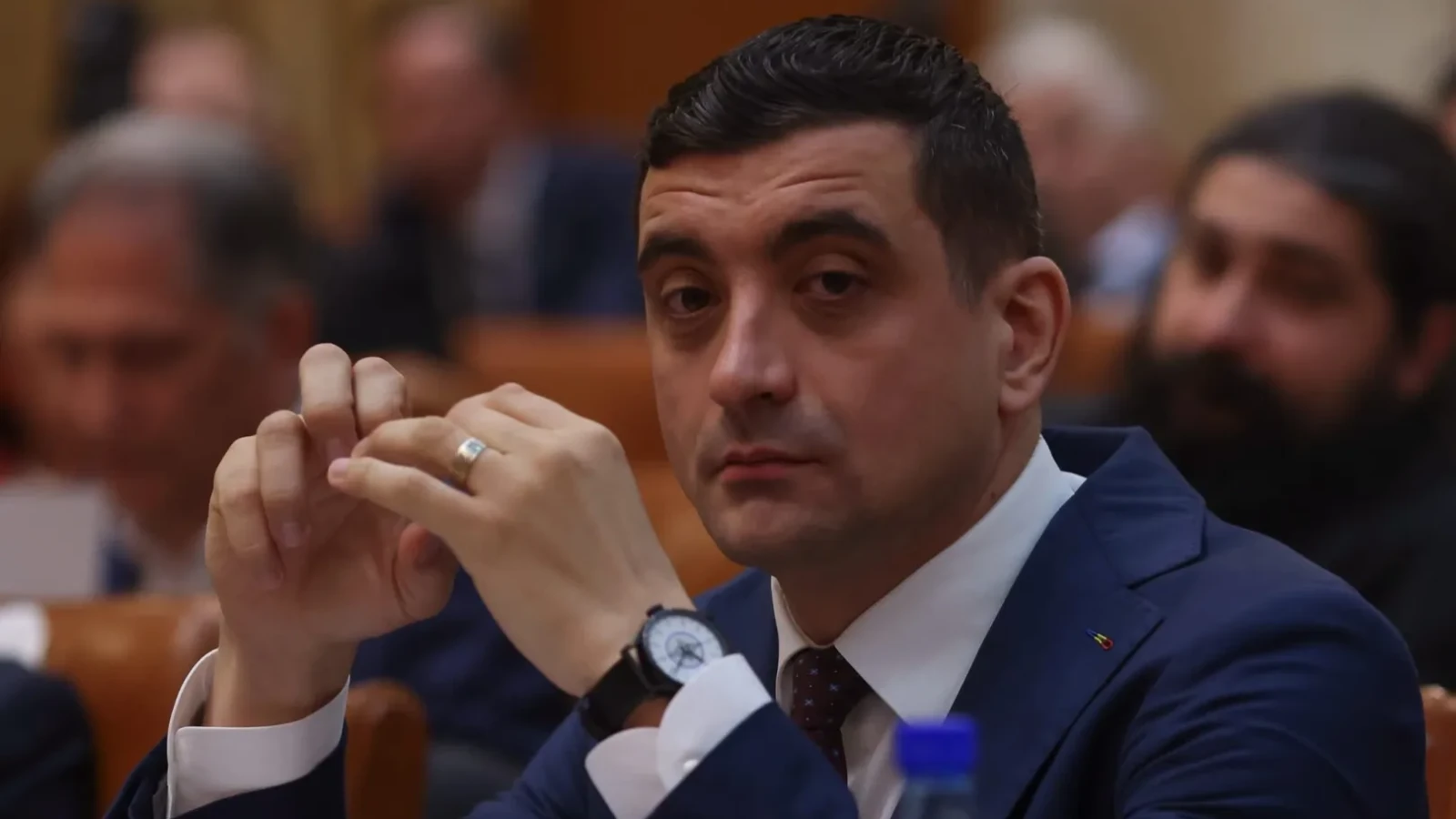 CUTREMUR ÎN COALIȚIE! Secretarul de stat Irinel Scrioșteanu, DEMIS de premierul Ilie Bolojan? George Simion intervine brutal în scandalul momentului!