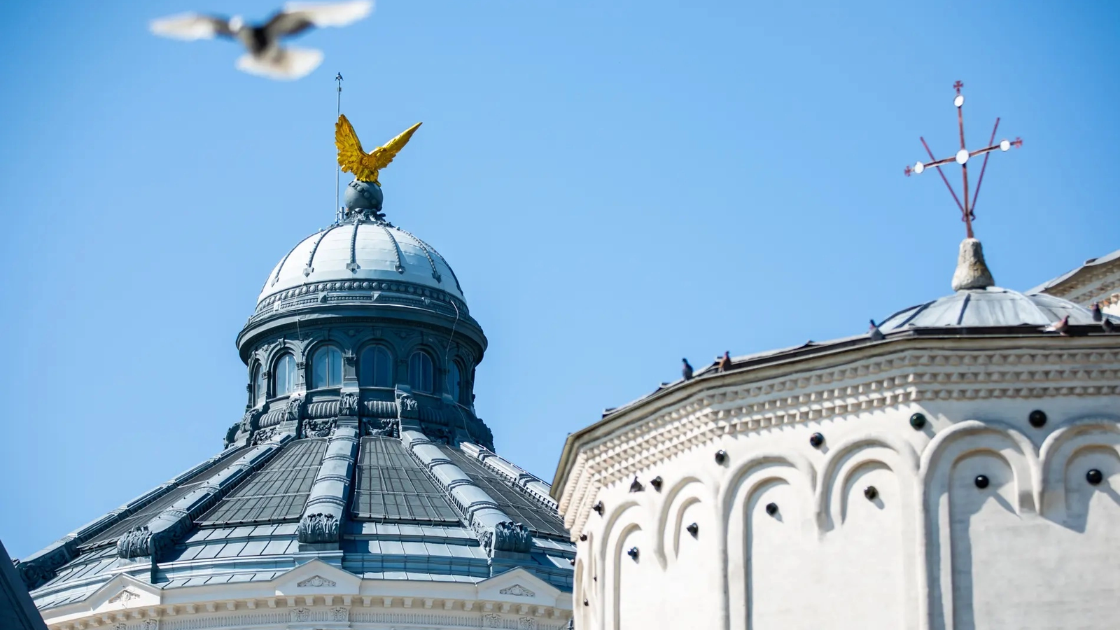 Patriarhia, mesaj dur despre droguri: „Nu trebuie normalizat consumul” – dezbatere aprinsă în jurul legislației privind drogurile