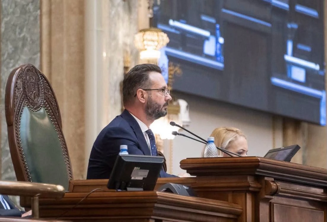 Senatorul Mihai Coteț, mesaj ferm în plină criză politică: „PNL nu trebuie să revină la guvernare alături de PSD!”