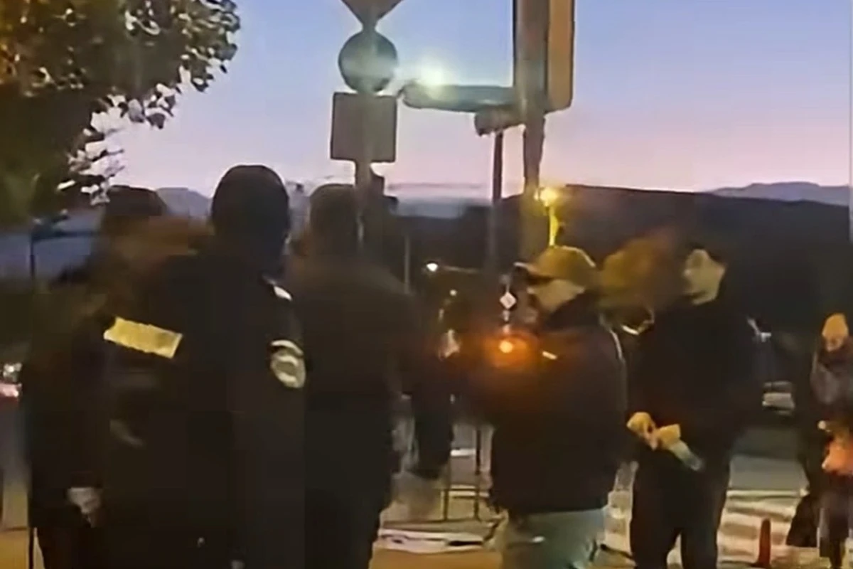 SCANDAL la Sfânta Parascheva! Jandarmii au intervenit în FORȚĂ! A curs cu AMENZI! 